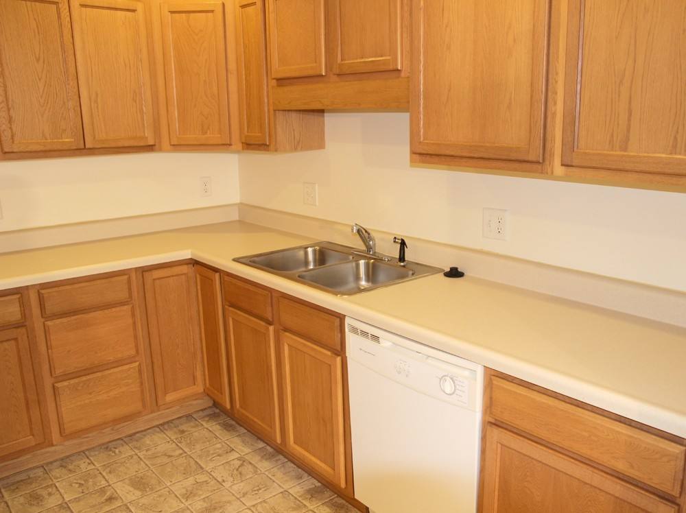 Apartment for rent at 101 Brookside Dr, Anna, OH 45302