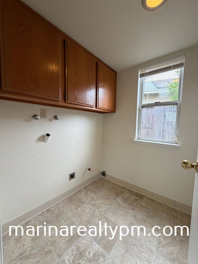 House for rent at 115 James River Rd, Vallejo, CA 94591