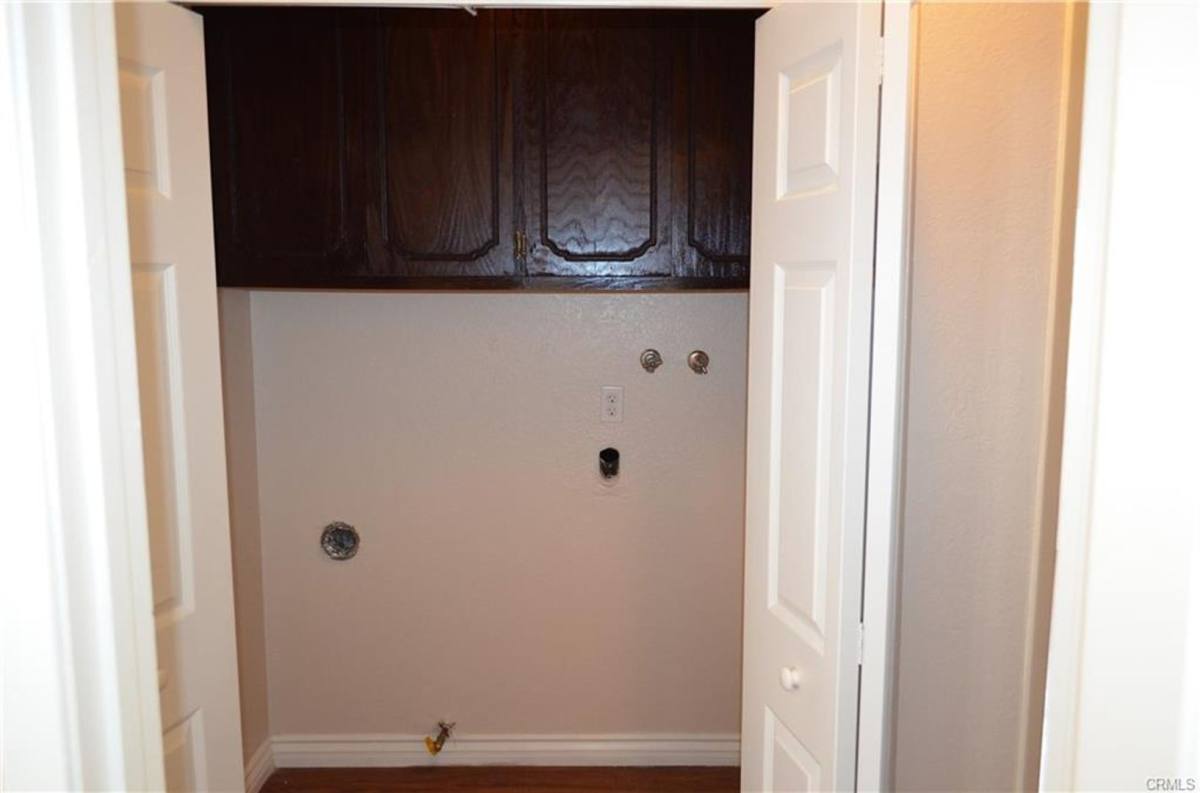Apartment for rent at 13073 Navajo Rd, Apple Valley, CA 92308