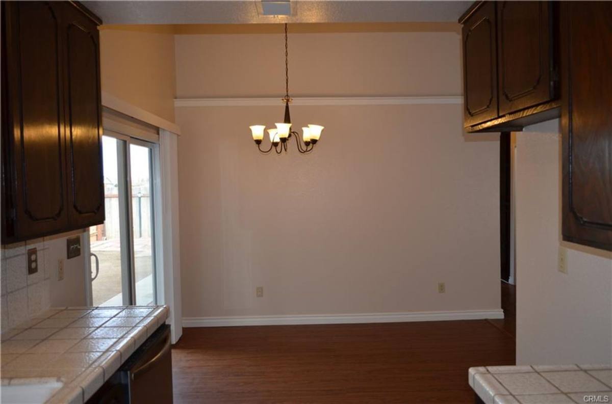 Apartment for rent at 13073 Navajo Rd, Apple Valley, CA 92308