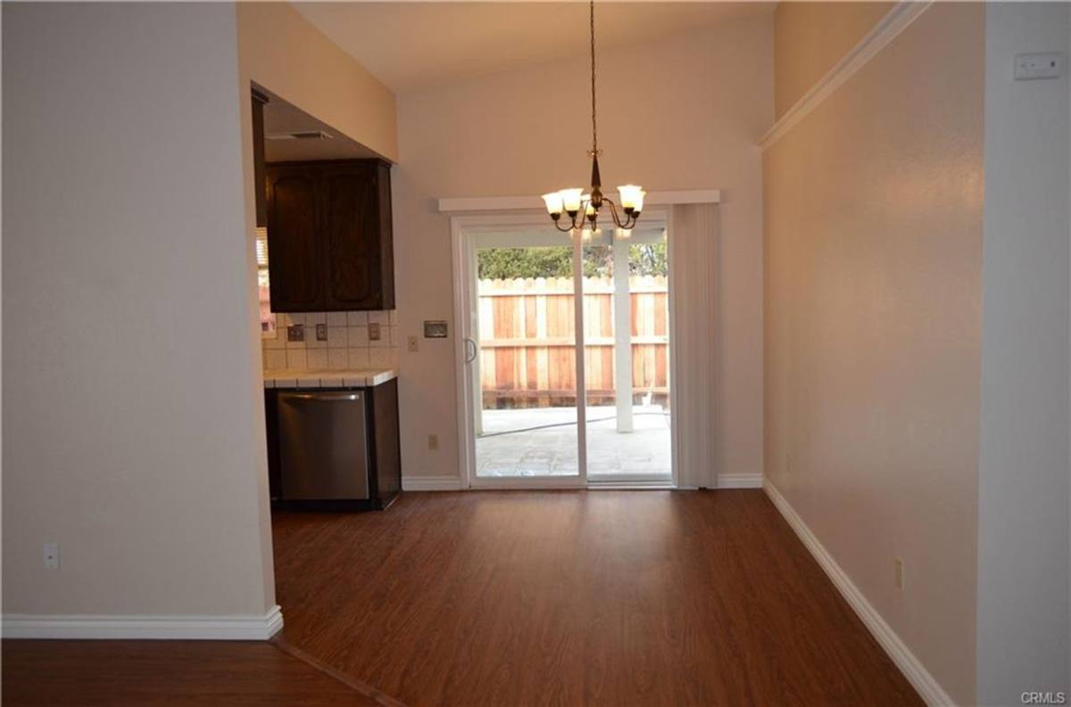 Apartment for rent at 13073 Navajo Rd, Apple Valley, CA 92308