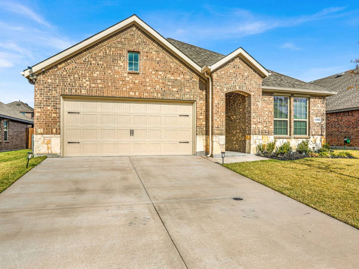 House for rent at 1008 Honey Maple St, Princeton, TX 75407