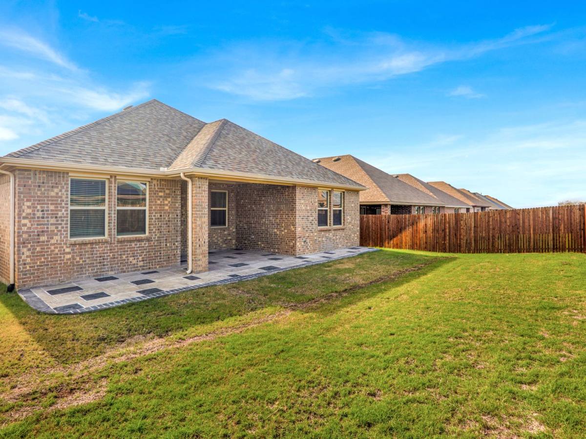 House for rent at 1008 Honey Maple St, Princeton, TX 75407