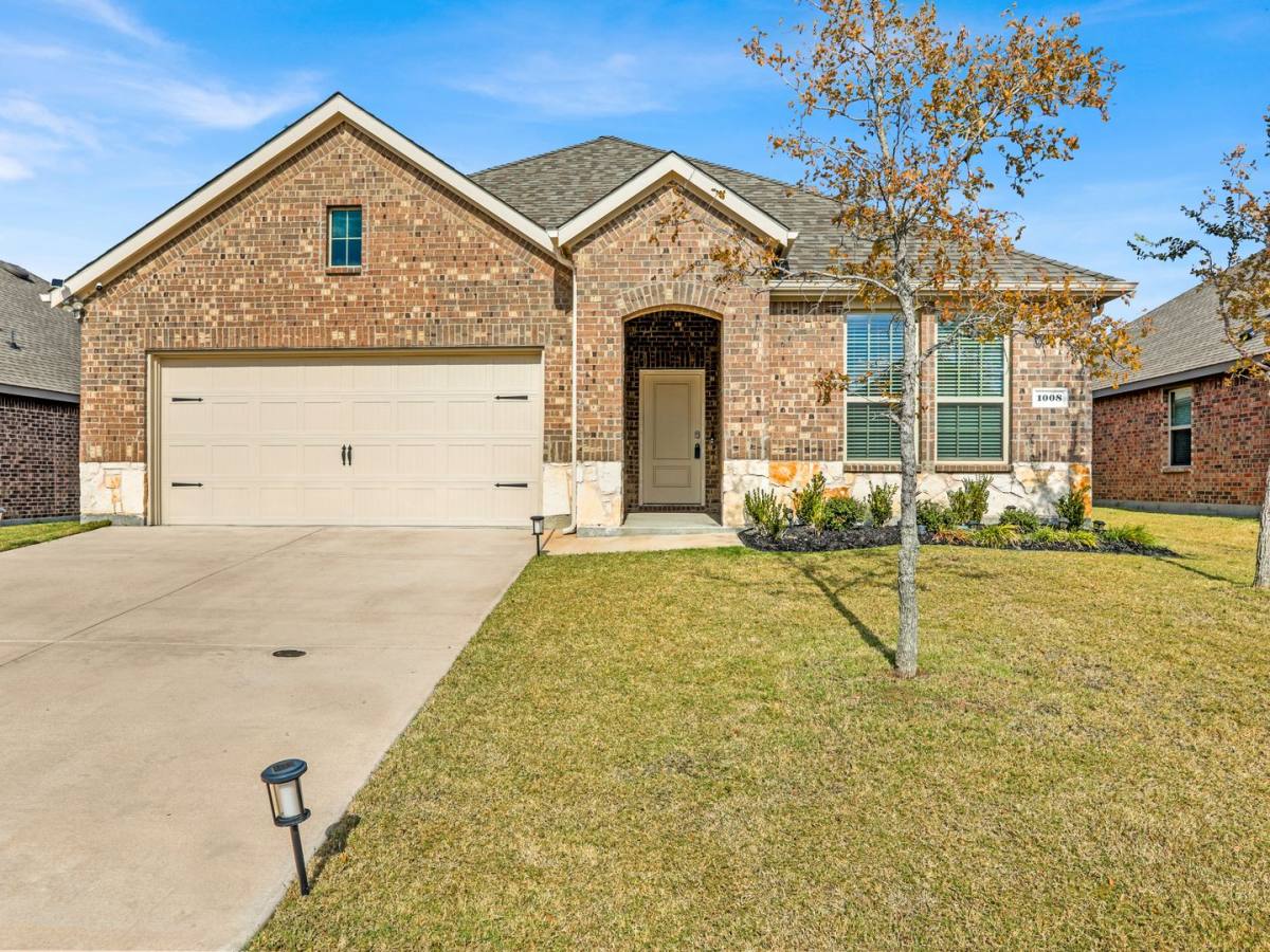 House for rent at 1008 Honey Maple St, Princeton, TX 75407