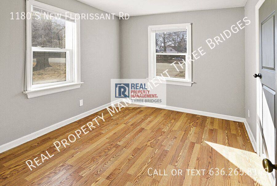 House for rent at 1180 S New Florissant Rd, Florissant, MO 63031