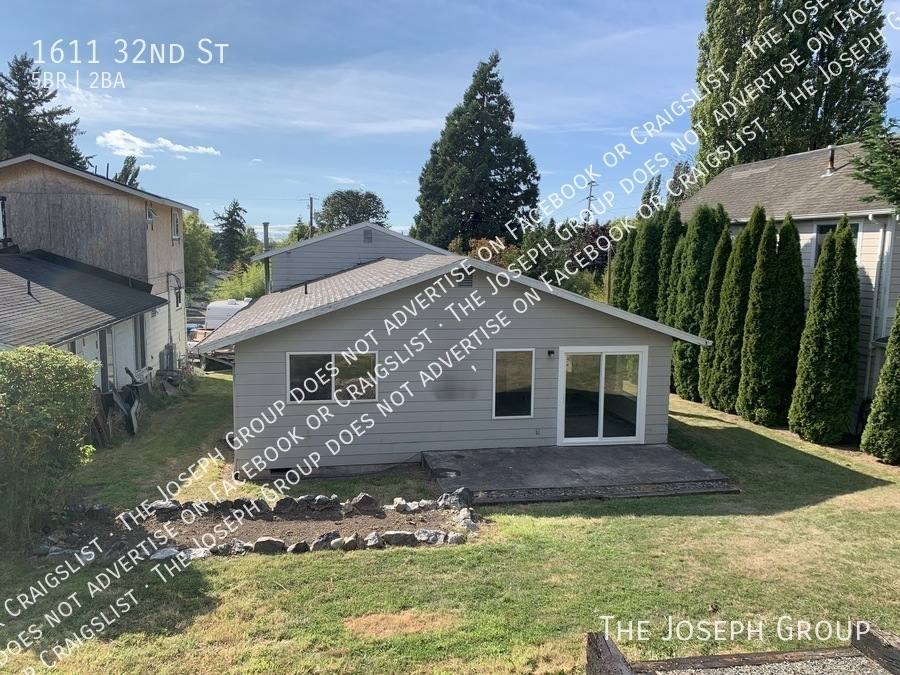 House for rent at 1611 32nd St, Bellingham, WA 98225