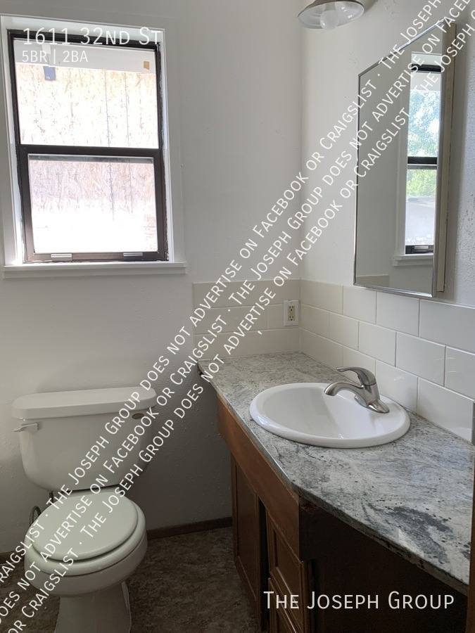 House for rent at 1611 32nd St, Bellingham, WA 98225