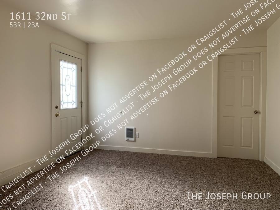 House for rent at 1611 32nd St, Bellingham, WA 98225