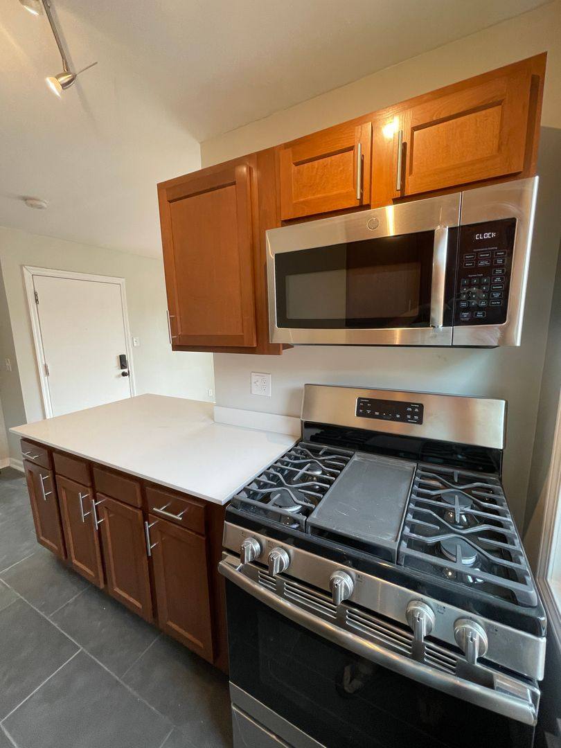 Apartment for rent at 3036-3040 Hackberry St, Cincinnati, OH 45206