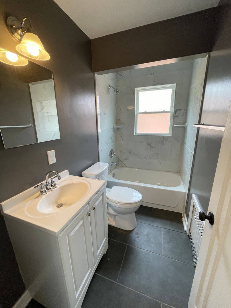 Apartment for rent at 3036-3040 Hackberry St, Cincinnati, OH 45206