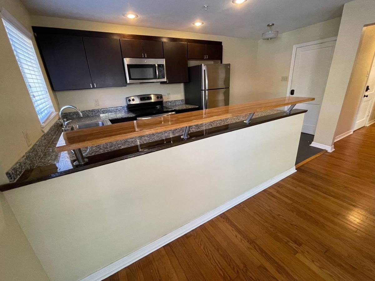 Apartment for rent at 1406 Broadway St, Little Rock, AR 72202