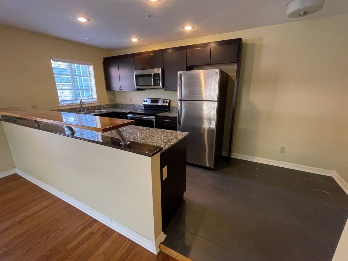 Apartment for rent at 1406 Broadway St, Little Rock, AR 72202