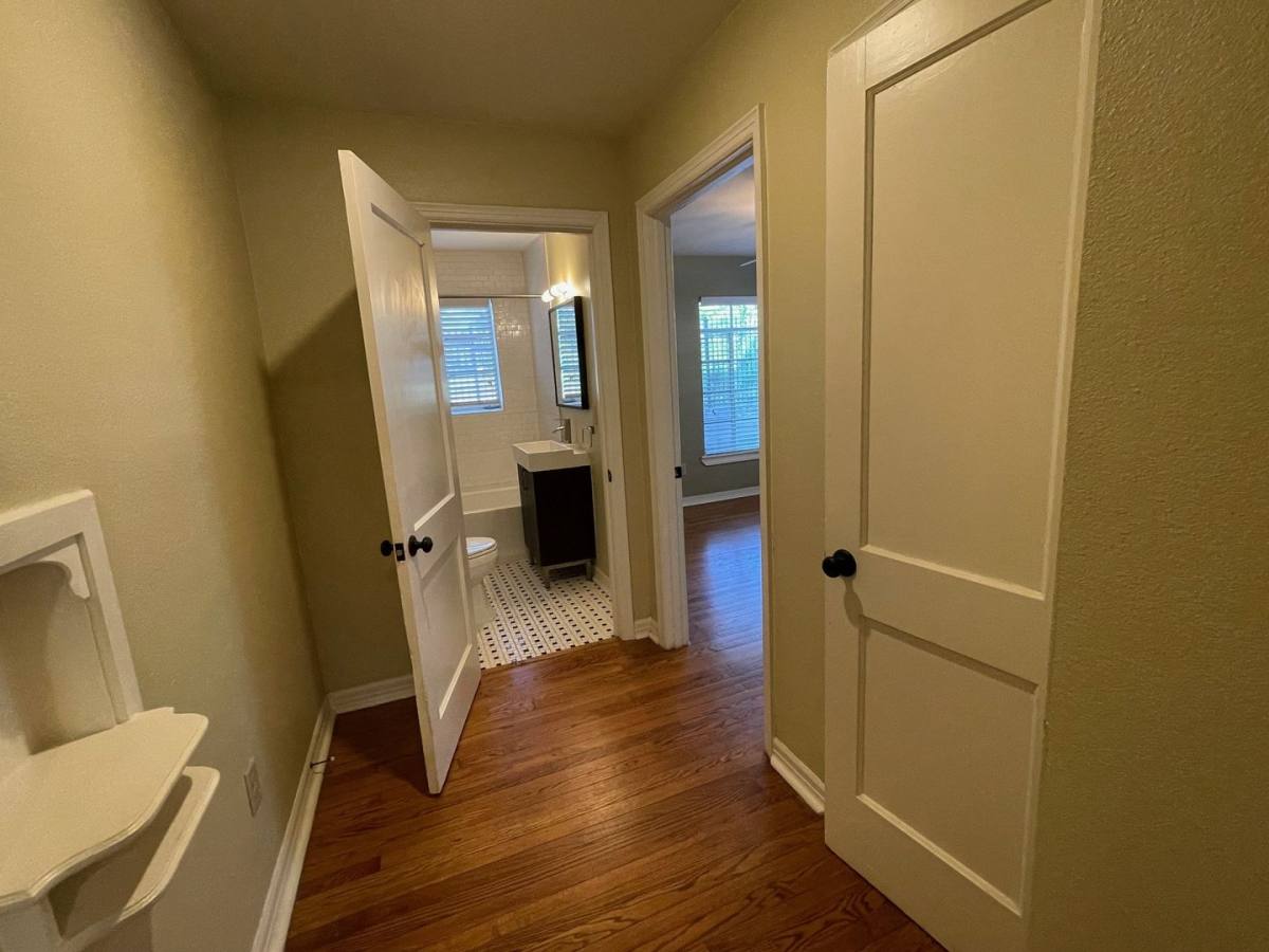 Apartment for rent at 1406 Broadway St, Little Rock, AR 72202