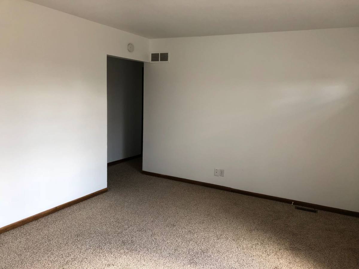House for rent at 1217 95th Ave W, Rock Island, IL 61201