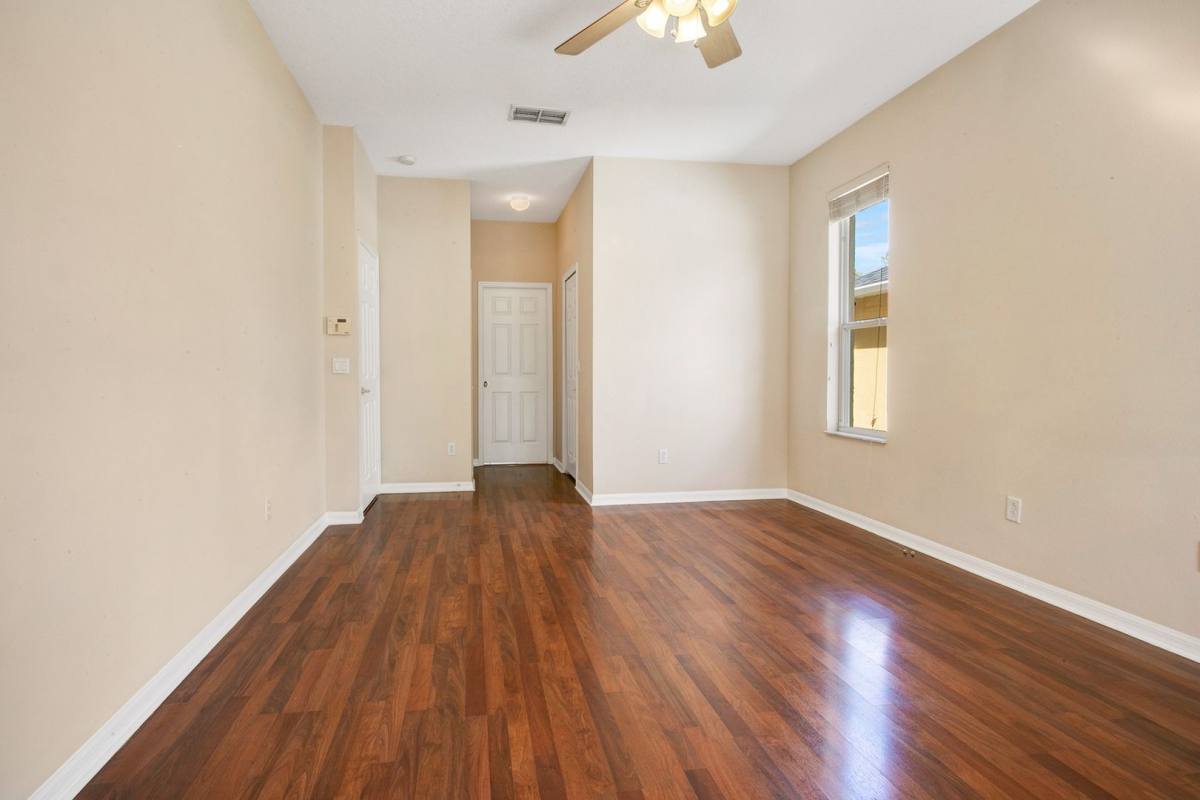 House for rent at 307 Flyrod Circle, Orlando, FL 32825