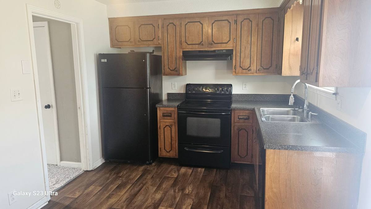 Townhouse for rent at 610 Commerce St #19, Clarksville, TN 37040