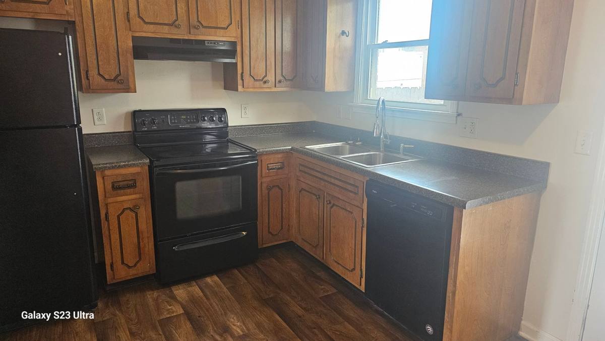 Townhouse for rent at 610 Commerce St #19, Clarksville, TN 37040