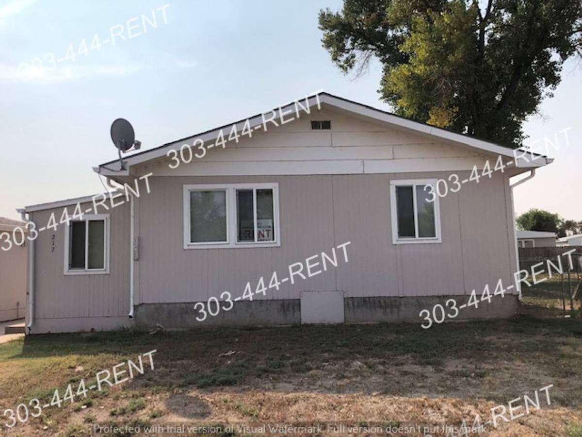 House for rent at 217 Spruce St, Log Lane Village, CO 80705