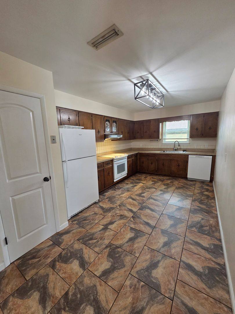 House for rent at 411 Shade St, Panama City, FL 32404