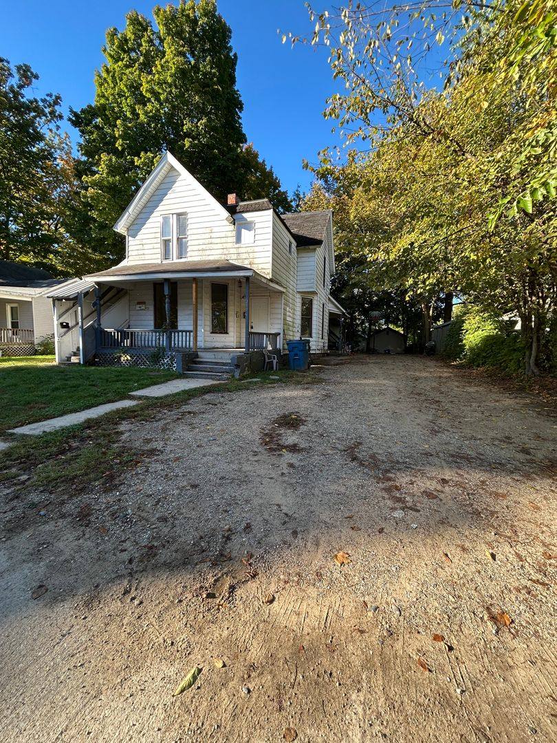 Apartment for rent at 210 S 4th, Niles, MI 49120