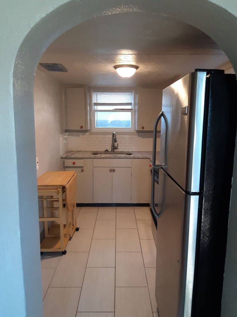 Townhouse for rent at 1002 B100 Everett St, Caldwell, ID 83605