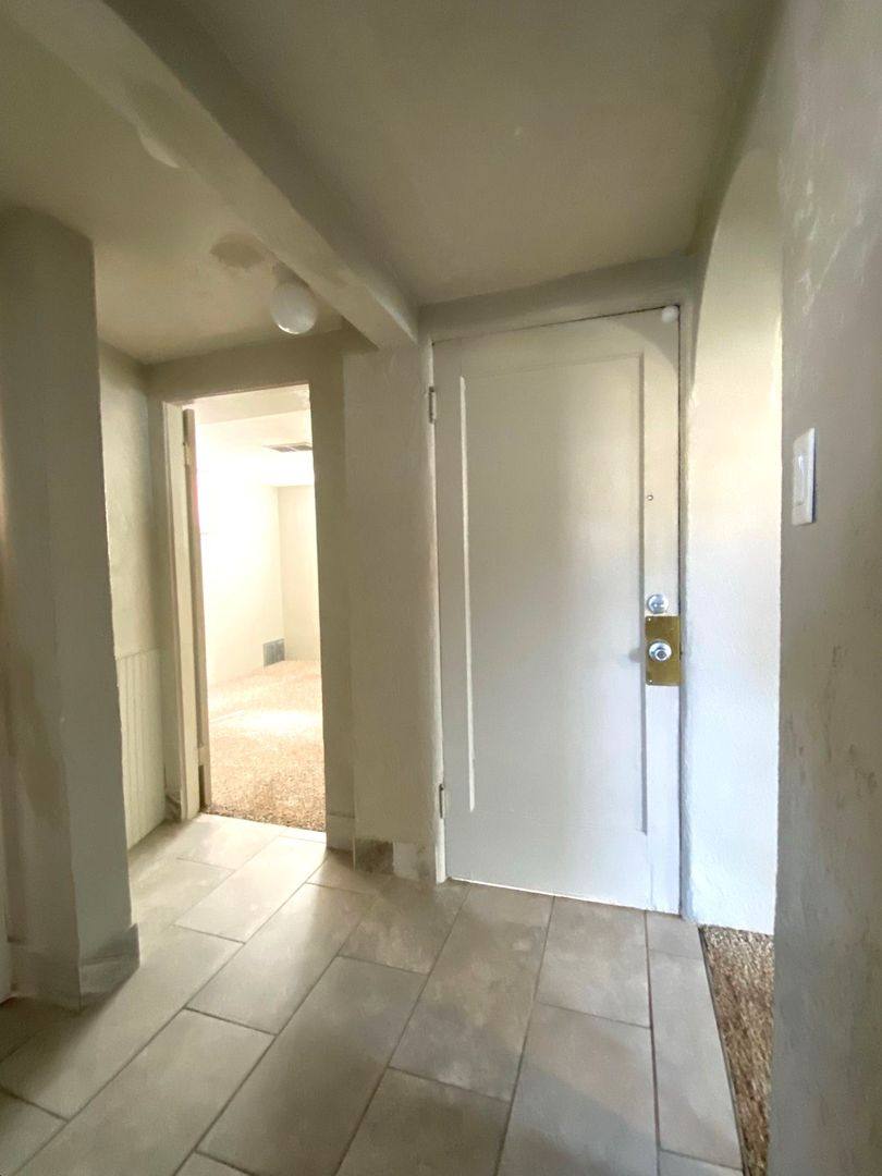 Townhouse for rent at 1002 B100 Everett St, Caldwell, ID 83605