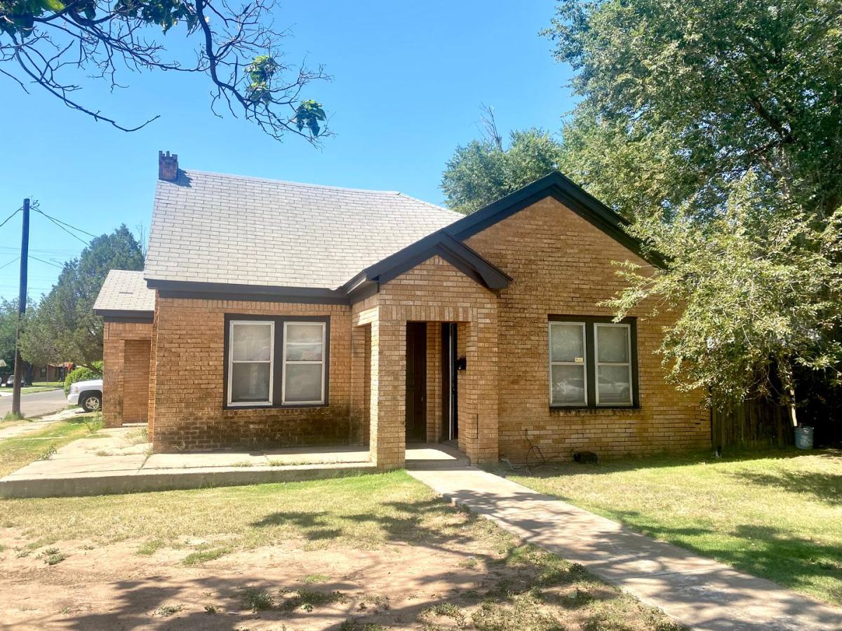 House for rent at 1901 26th St, Lubbock, TX 79411