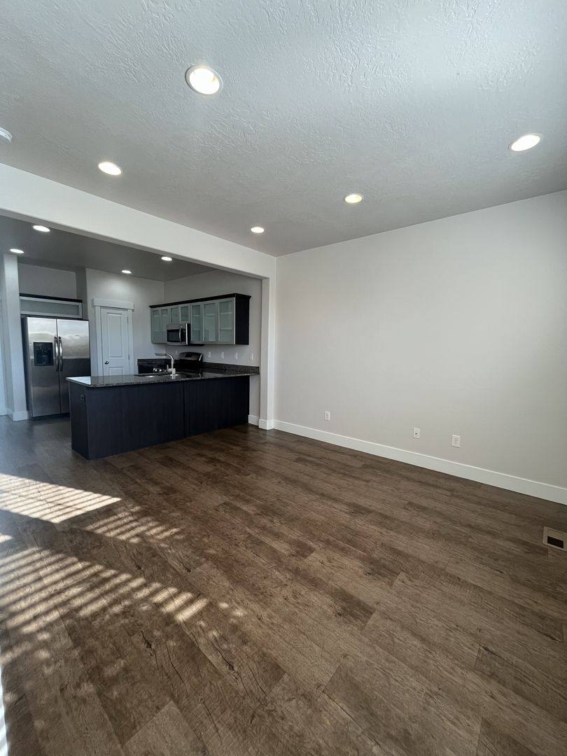 Apartment for rent at 2309 W 450 S, Pleasant Grove, UT 84062