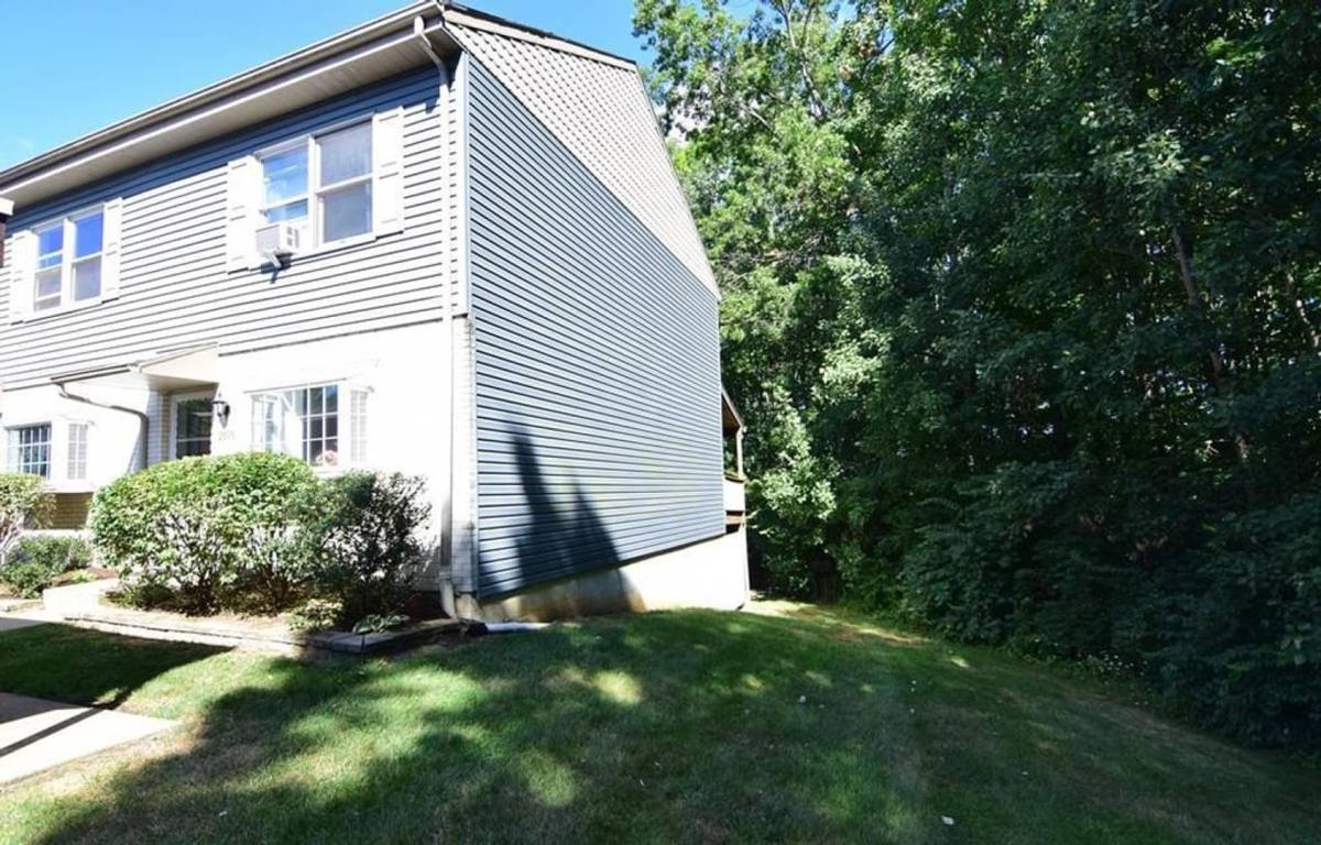 Townhouse for rent at 2095 Mary Ellen Lane, State College, PA 16803