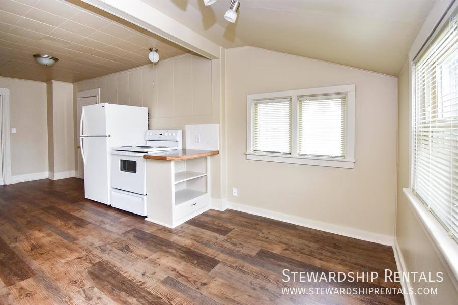 Apartment for rent at 610 E 8th #2, Eugene, OR 97401