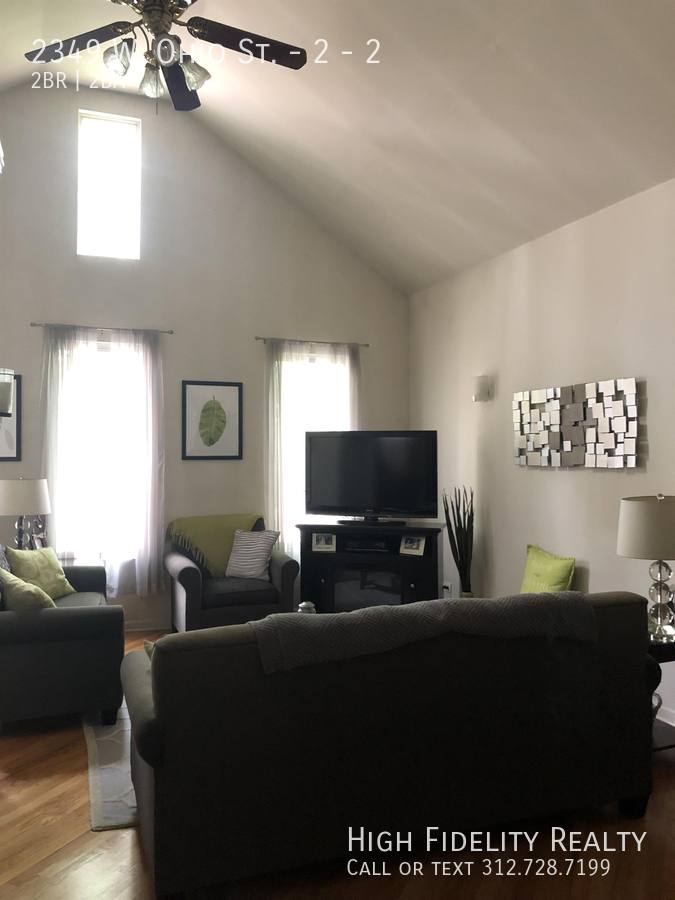Apartment for rent at 2349 W Ohio St #2, Chicago, IL 60612