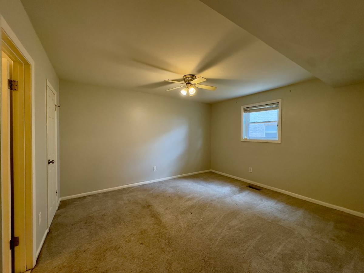 Apartment for rent at 11 Warren Lodge Court, Cockeysville, MD 21030
