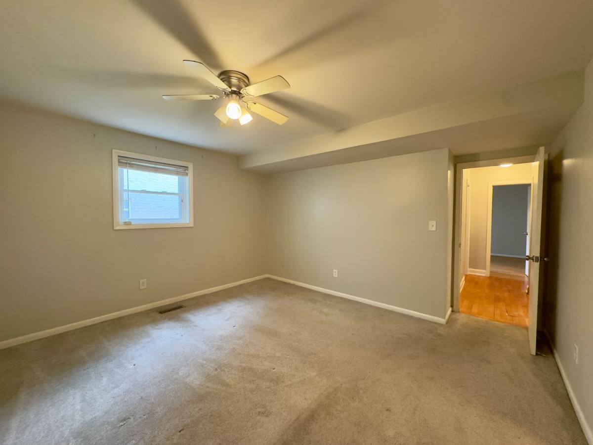 Apartment for rent at 11 Warren Lodge Court, Cockeysville, MD 21030