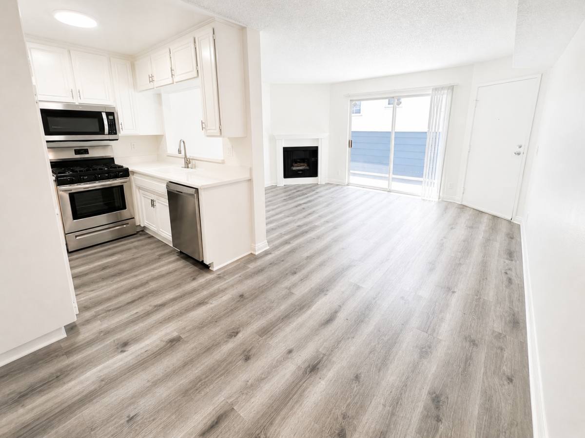 Apartment for rent at 4648 Fulton Ave, Sherman Oaks, CA 91423