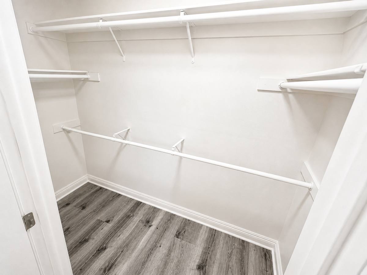 Apartment for rent at 4648 Fulton Ave, Sherman Oaks, CA 91423