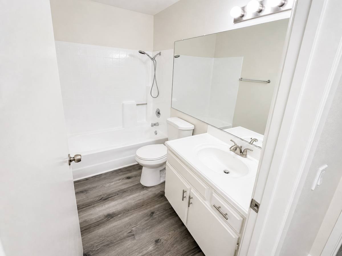 Apartment for rent at 4648 Fulton Ave, Sherman Oaks, CA 91423