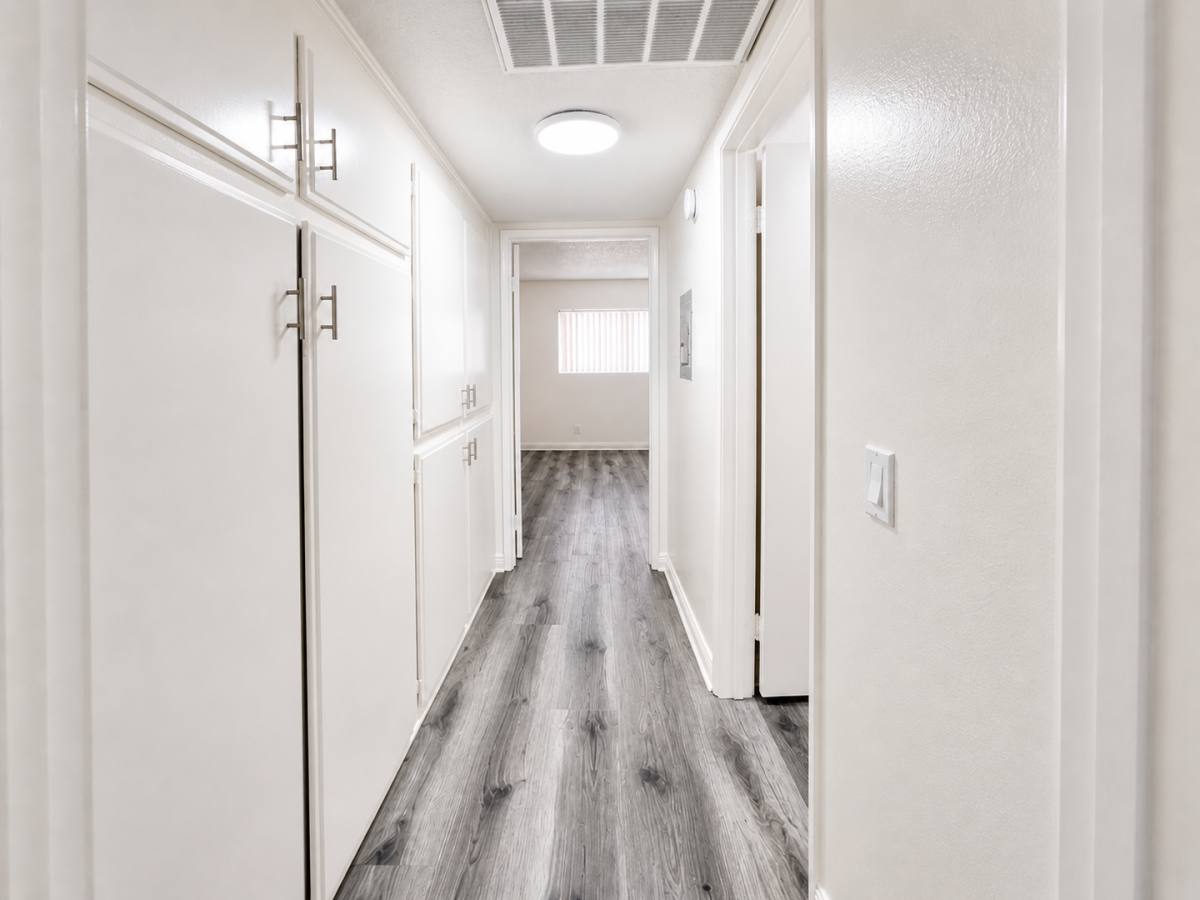 Apartment for rent at 4648 Fulton Ave, Sherman Oaks, CA 91423