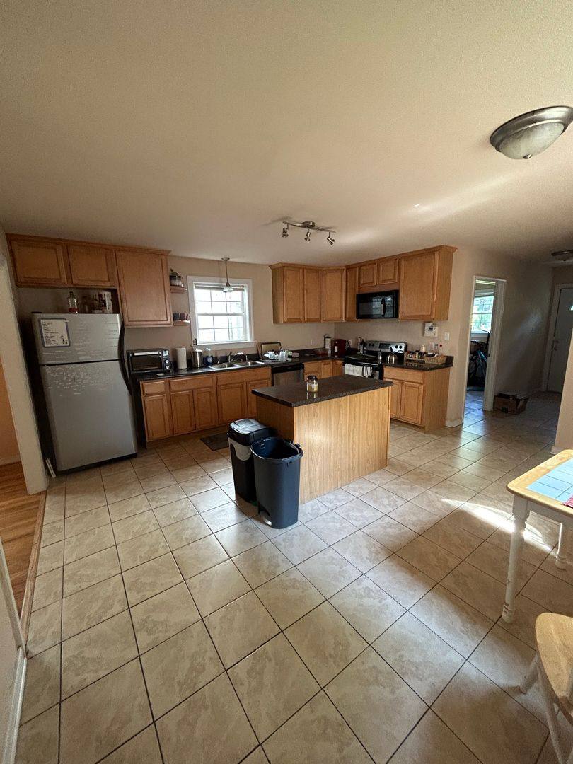 House for rent at 2114 Parkwood Ave, Richmond, VA 23220