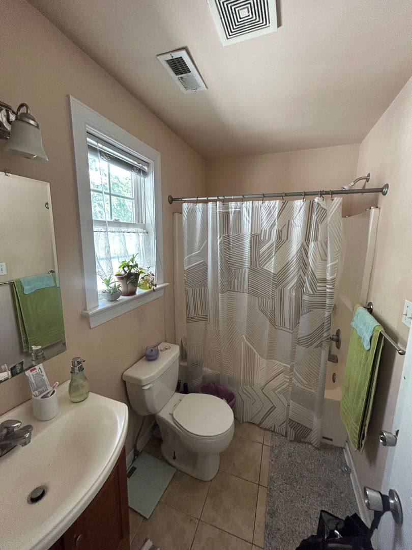 House for rent at 2114 Parkwood Ave, Richmond, VA 23220