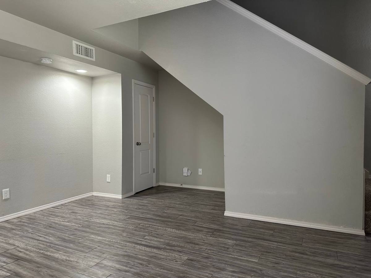 Townhouse for rent at 2921 Old Greenwood Rd - Building 1 #13, Fort Smith, AR 72903