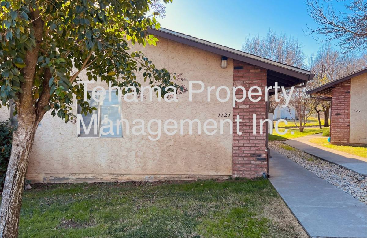 Apartment for rent at 1527 Lincoln St, Red Bluff, CA 96080