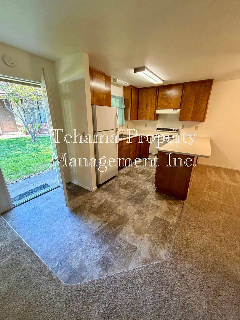 Apartment for rent at 1527 Lincoln St, Red Bluff, CA 96080