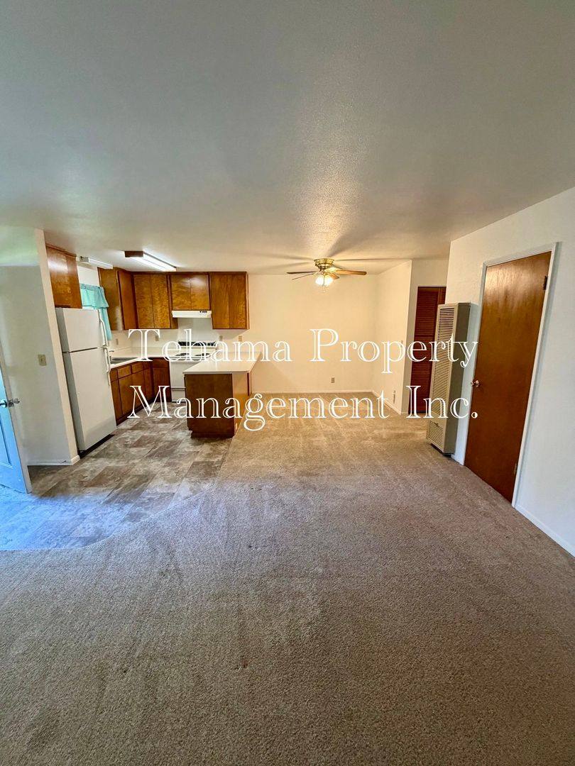 Apartment for rent at 1527 Lincoln St, Red Bluff, CA 96080