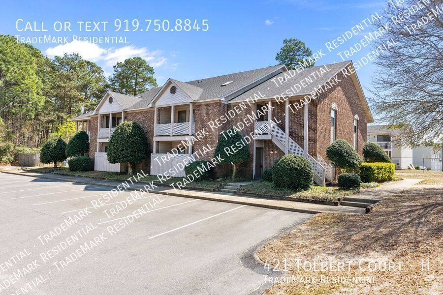 Apartment for rent at 421 Tolbert Court, Spring Lake, NC 28390
