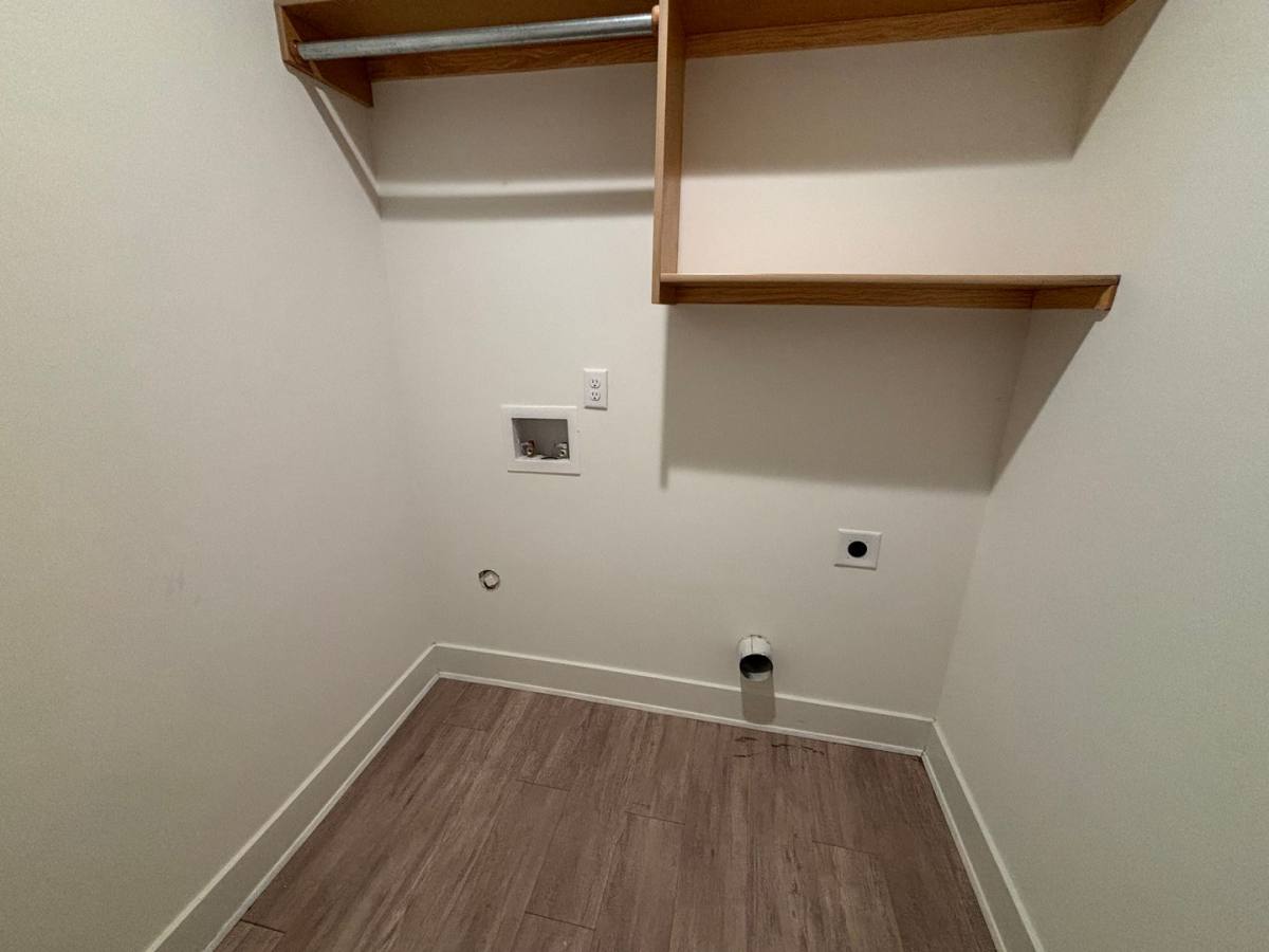 Apartment for rent at 1717 19 Hickory Creek, Wichita, KS 67235