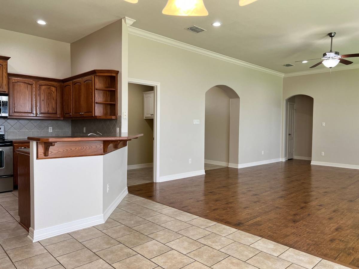 House for rent at 441 Maggie Cr, Flint, TX 75762