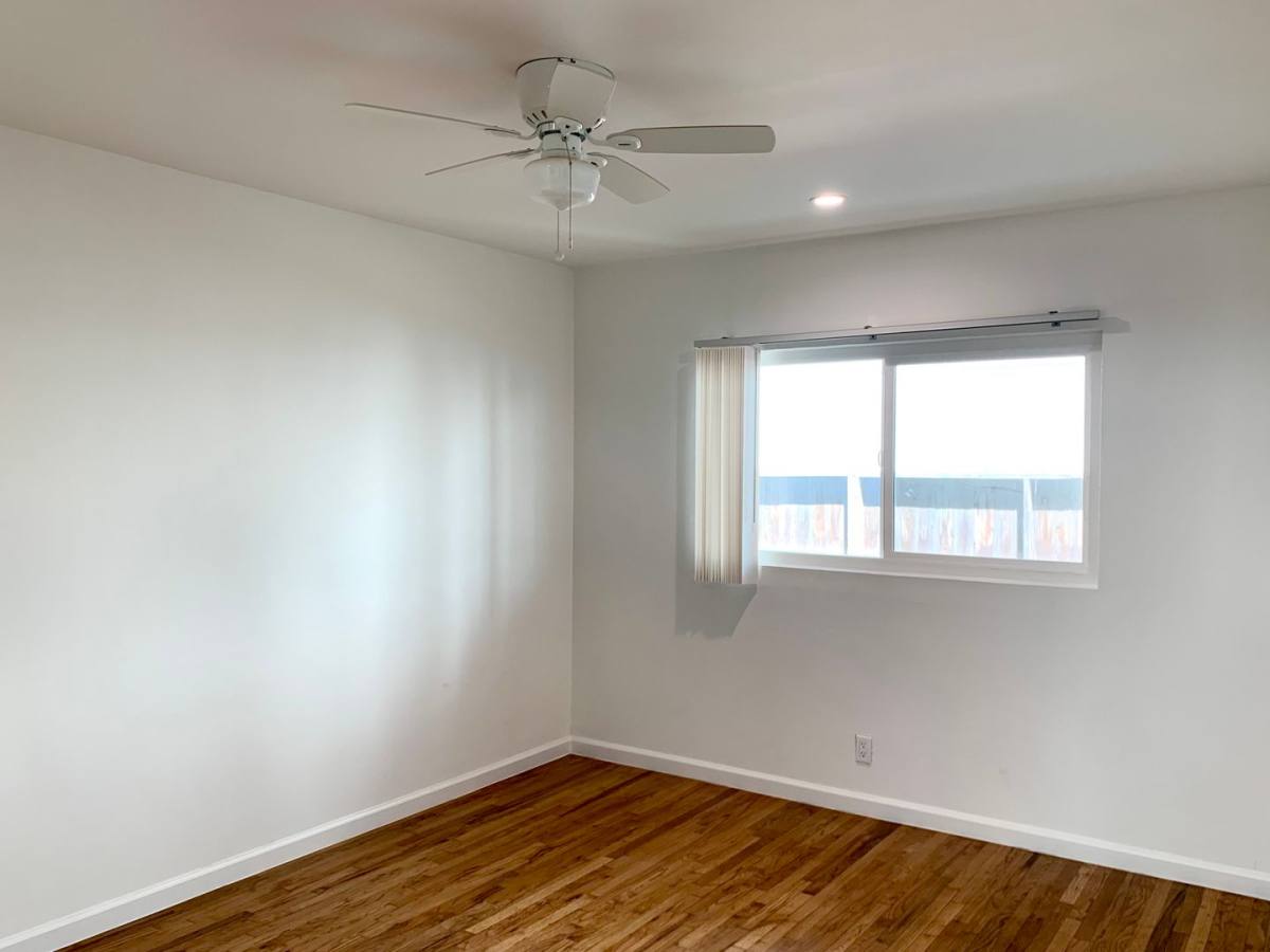 Apartment for rent at 3771 Vinton Ave, Los Angeles, CA 90034