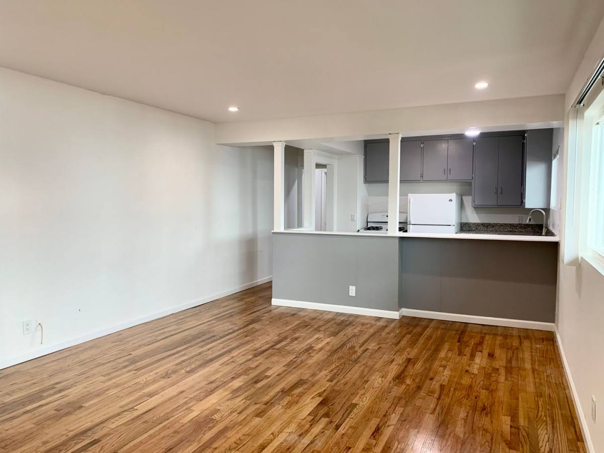 Apartment for rent at 3771 Vinton Ave, Los Angeles, CA 90034
