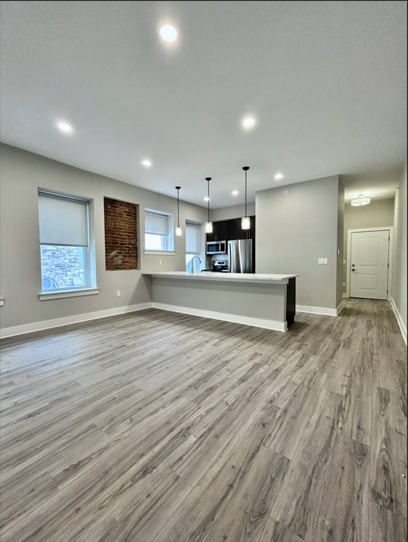 Apartment for rent at 94-98 W Main St, Somerville, NJ 08876