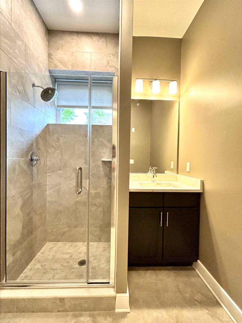 Apartment for rent at 94-98 W Main St, Somerville, NJ 08876